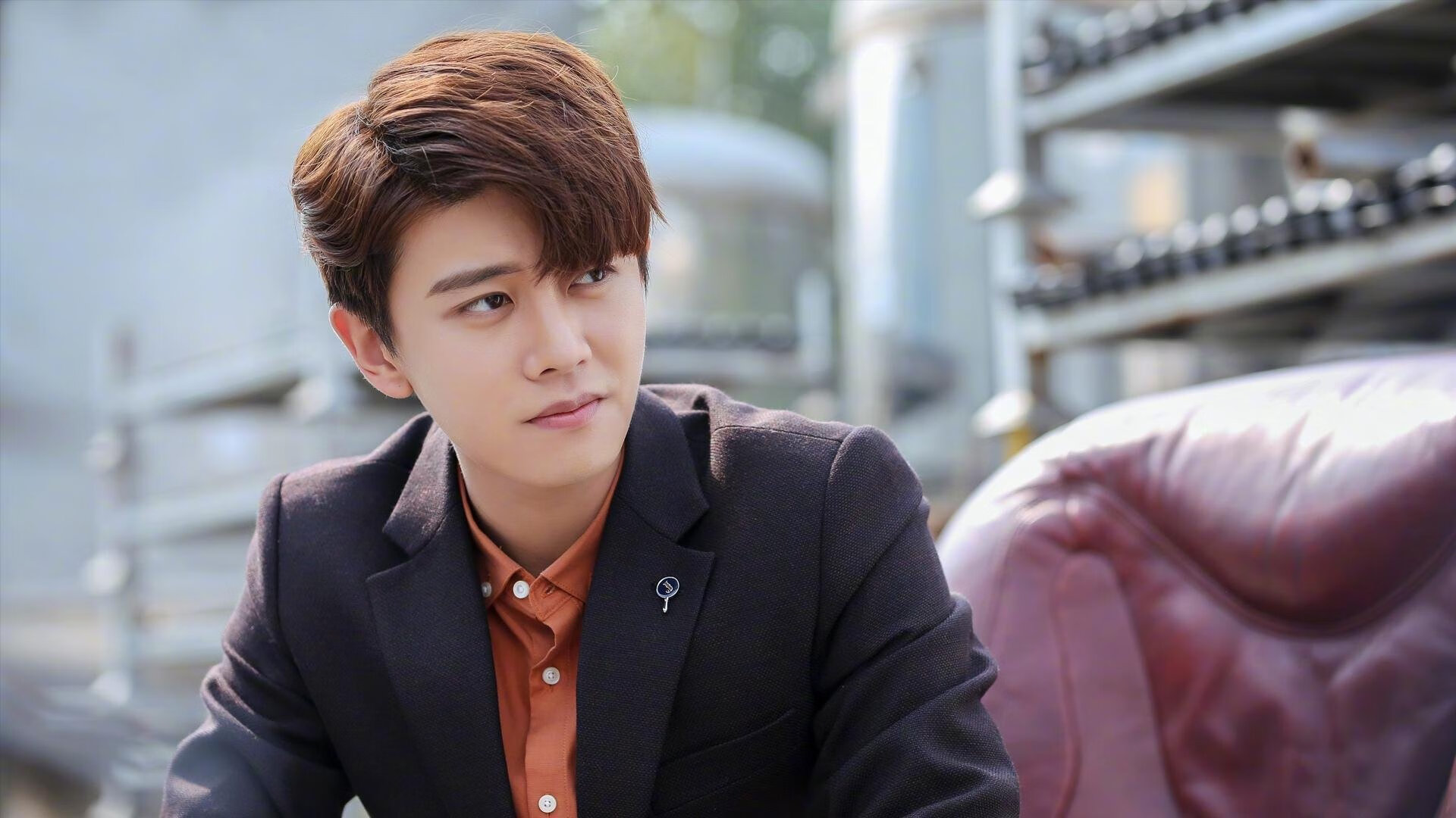 西汉姆主场大胜布莱顿,英超保级压力稍缓,西汉姆联对西布朗的比分预测